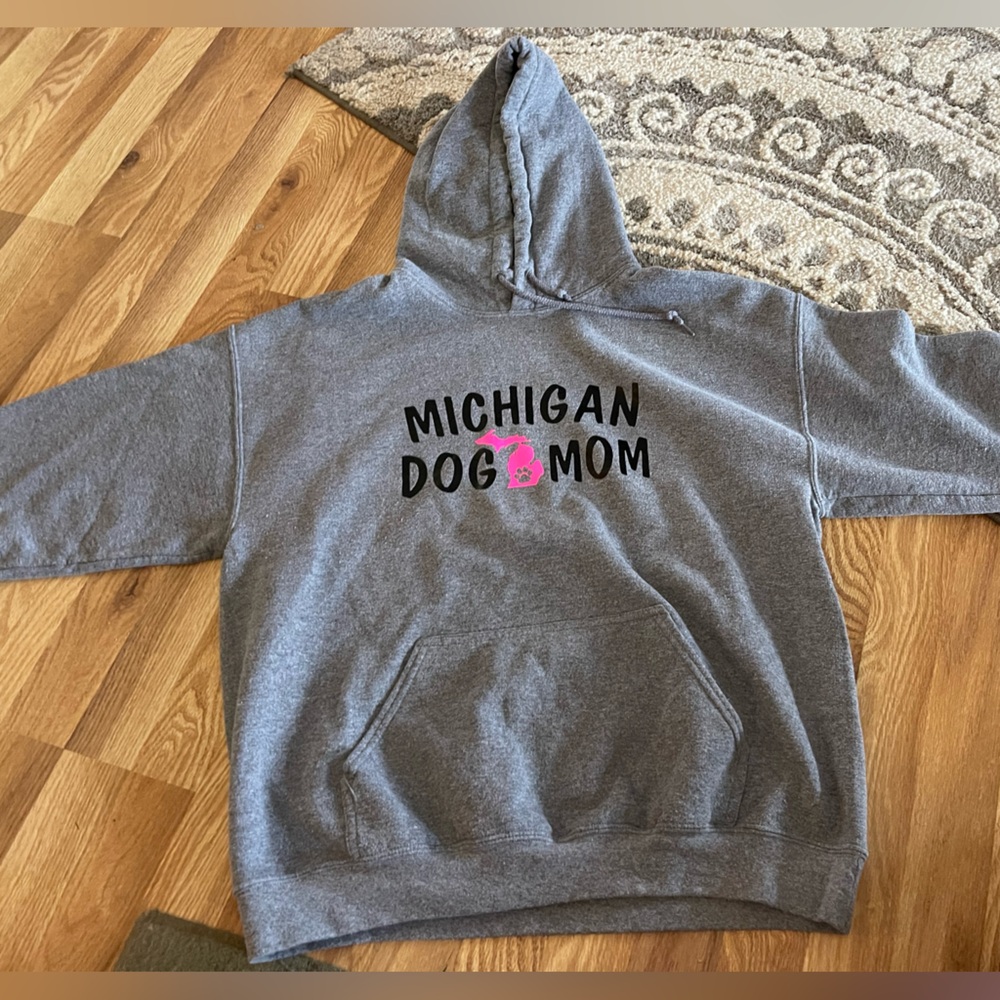 Gray hooded sweatshirt Gildan brand size Large